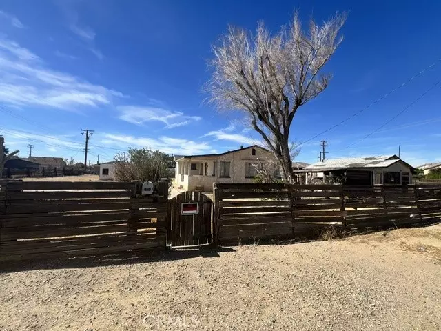 2494 Nadean, Mojave, CA 93501