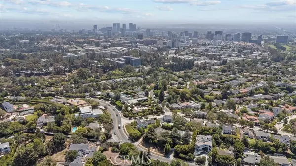 Los Angeles, CA 90049,11120 W Sunset BLD