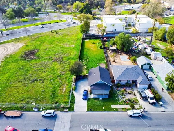 Riverside, CA 92501,2493 Northbend ST