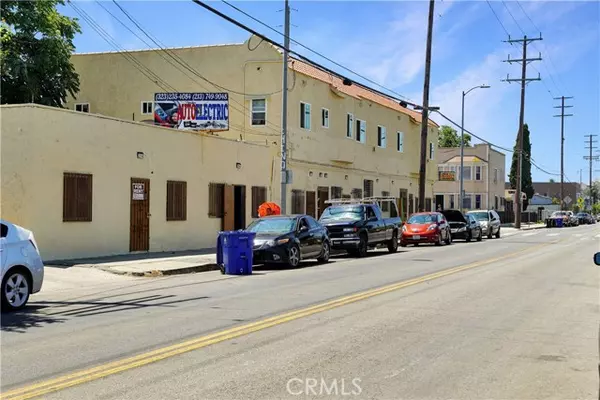 Los Angeles, CA 90011,2214 Hooper AVE