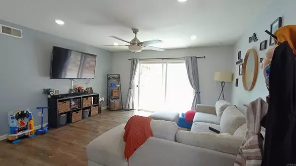 San Ysidro, CA 92173,1697 Shooting Star CT