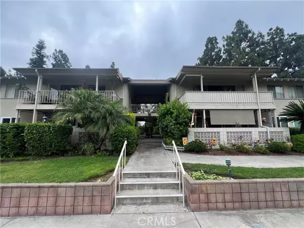 36 Calle Aragon O, Laguna Woods, CA 92637