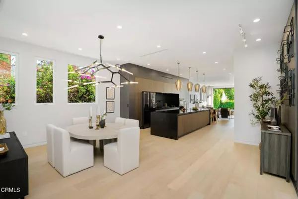 Sherman Oaks, CA 91411,5622 Natick AVE
