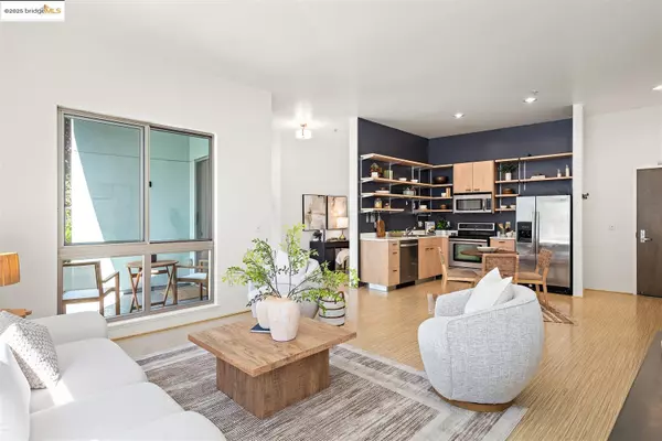 1201 Pine St 153, Oakland, CA 94607