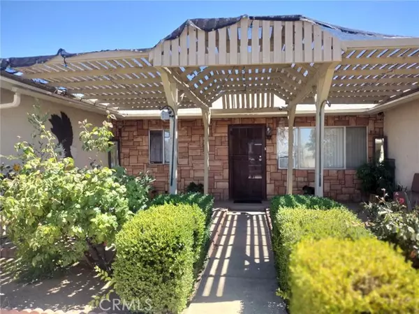18199 Eucalyptus ST, Hesperia, CA 92345