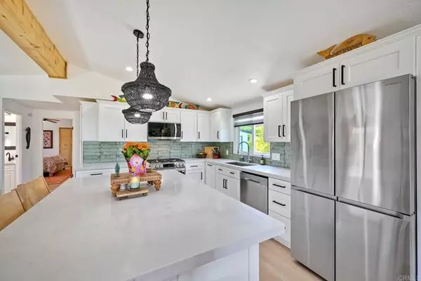 Oceanside, CA 92057,1447 Puritan DR