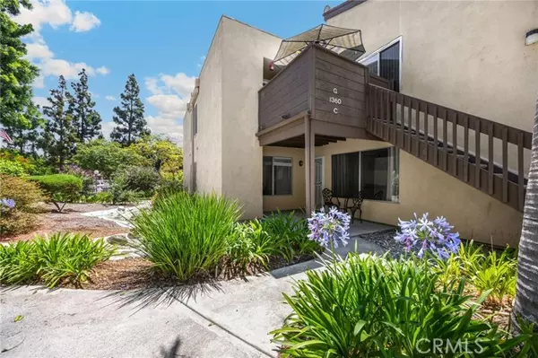 Santa Ana, CA 92701,1360 Cabrillo Park DR C