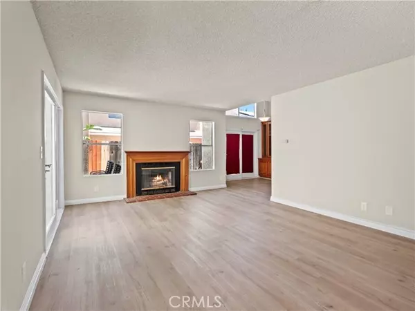Pacoima, CA 91331,11384 Dronfield 36