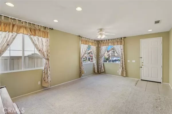Lake Elsinore, CA 92530,33165 Windward WAY
