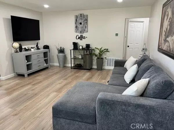 Rancho Cucamonga, CA 91730,9827 Estacia CT