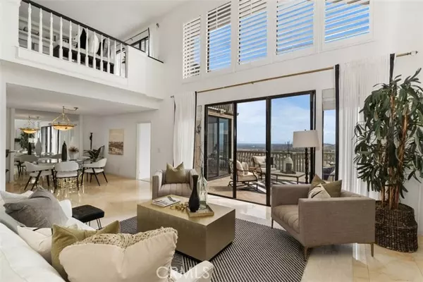 Newport Beach, CA 92660,26 Coventry 25