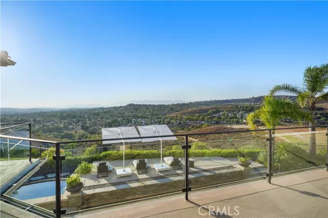 2483 Santa Bella PL, Westlake Village, CA 91362