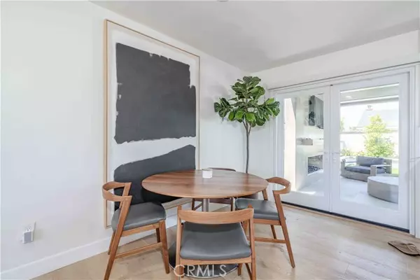 Huntington Beach, CA 92649,5841 Raphael DR