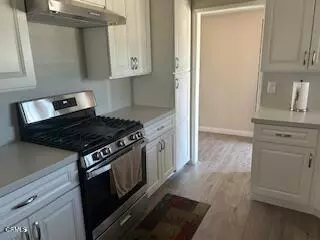 Ventura, CA 93003,1323 Bluebird AVE