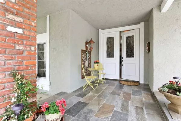 Anaheim Hills, CA 92808,960 S Jay CIR