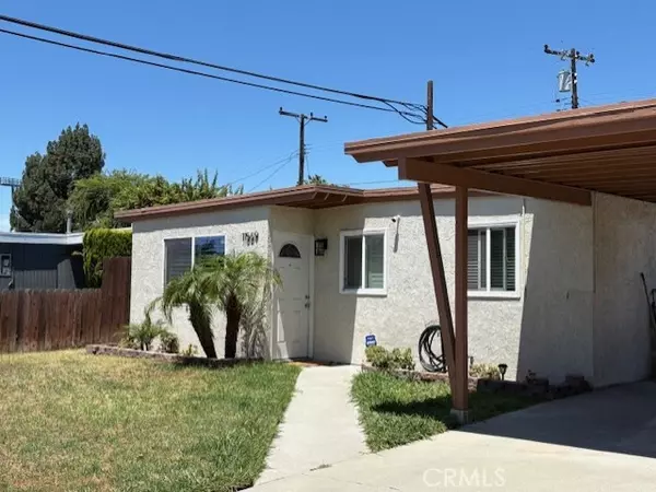 Norwalk, CA 90650,11569 College DR