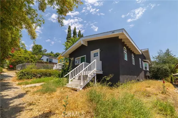 Los Angeles, CA 90042,328 Vista PL