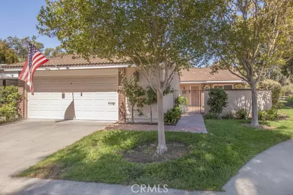 Laguna Woods, CA 92637,3399 Punta Alta B