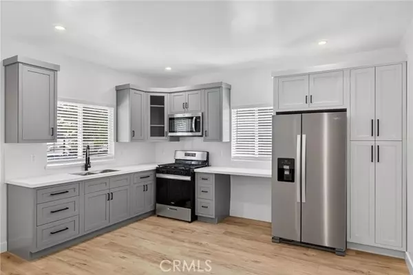 Van Nuys, CA 91411,14732 Gilmore St 1