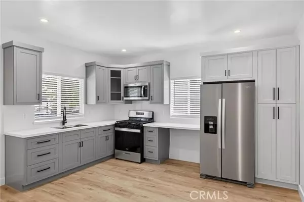 Van Nuys, CA 91411,14732 Gilmore St 1