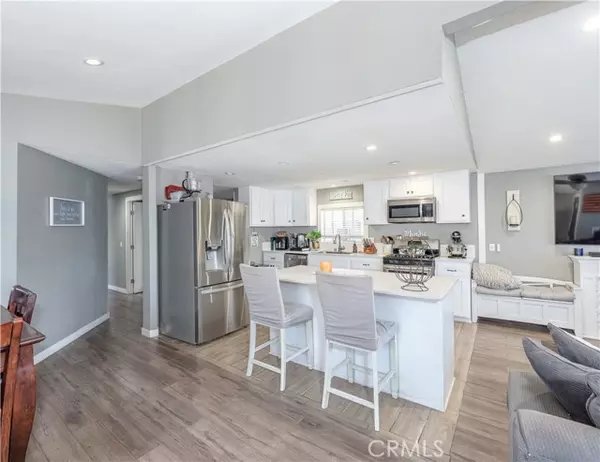 203 Parrot LN, Fountain Valley, CA 92708
