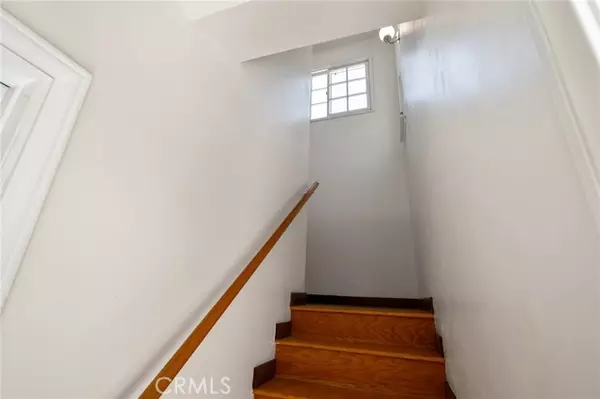 San Pedro, CA 90731,881 W Upland Ave