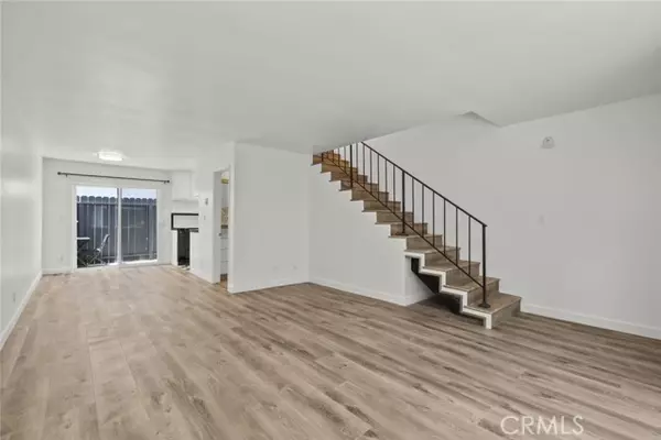 Marina Del Rey, CA 90292,3512 Pacific AVE 3