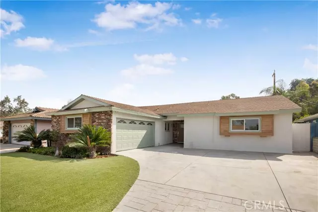Santa Ana, CA 92705,2713 N Larchmont AVE