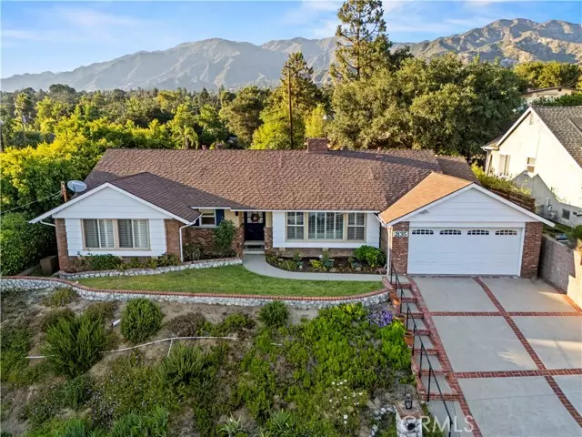 La Canada Flintridge, CA 91011,2135 Tondolea LN