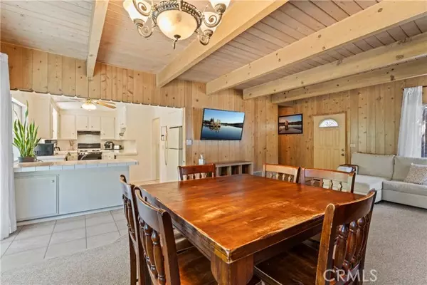 Lake Arrowhead, CA 92326,27481 Meadow DR