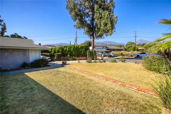 Claremont, CA 91711,872 Huron DR