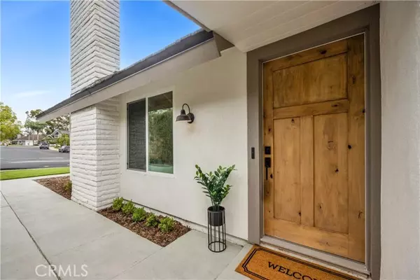Lake Forest, CA 92630,22455 Silver SPUR