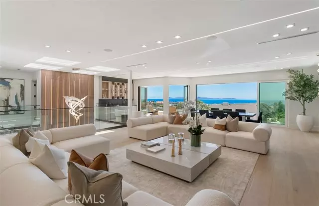 4 Narbonne, Newport Beach, CA 92660