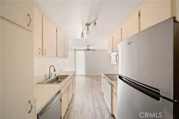 Ventura, CA 93003,3700 Dean DR 2106