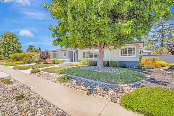 Fremont, CA 94536,38048 Glenmoor Dr