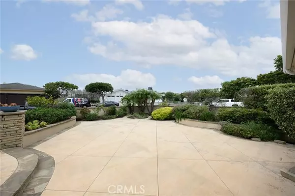 Corona Del Mar, CA 92625,1218 Keel DR