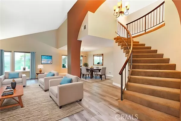 Irvine, CA 92620,13 Seville