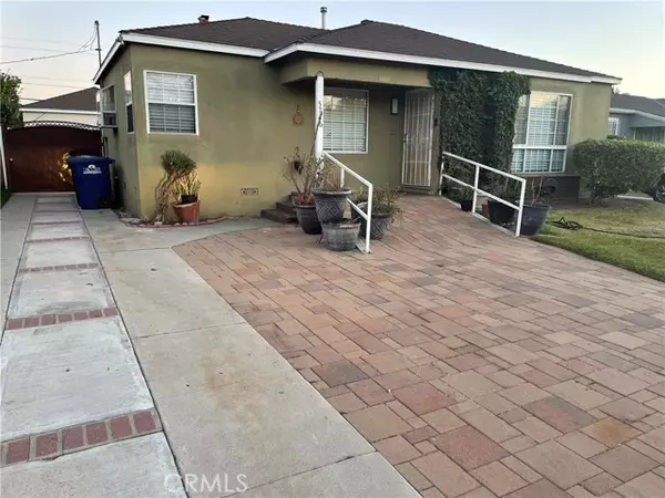 5786 Lincoln AVE, South Gate, CA 90280