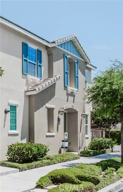 Saugus, CA 91350,22059 Barrington WAY