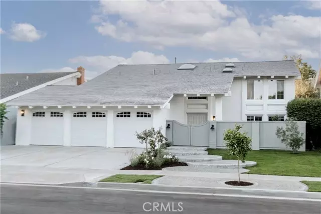 1814 Tanager DR, Costa Mesa, CA 92626