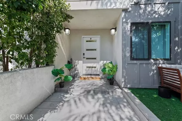 North Hills, CA 91343,8404 Woodley PL