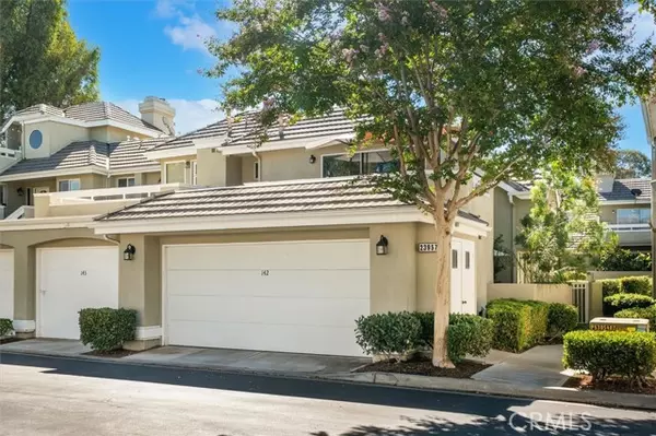 Valencia, CA 91355,23957 Arroyo Park DR 142