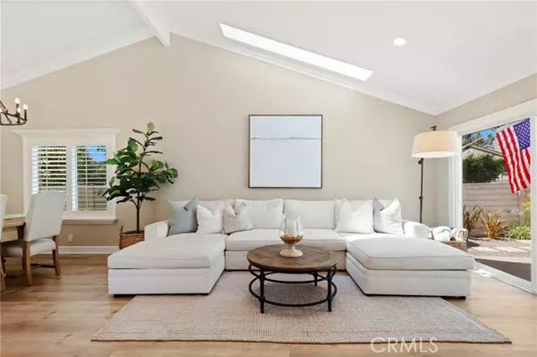 Irvine, CA 92604,1 Springwater 55