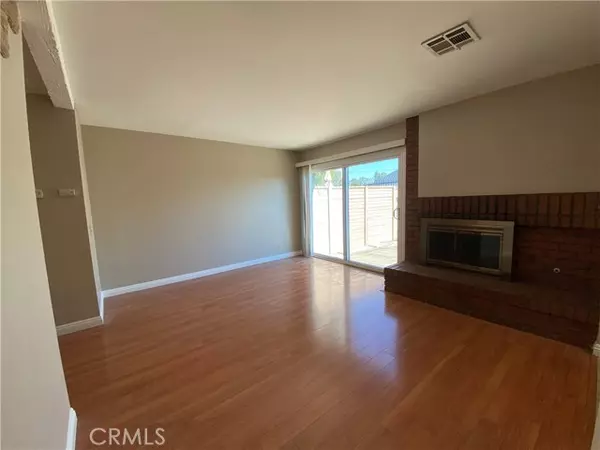 Lakewood, CA 90715,20130 Village Green DR