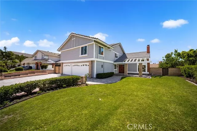 Anaheim Hills, CA 92807,719 S Goldfinch WAY