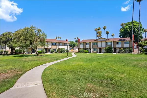 Tustin, CA 92780,1722 Mitchell AVE 168