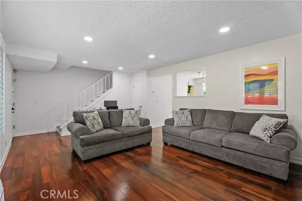 Tustin, CA 92780,1722 Mitchell AVE 168