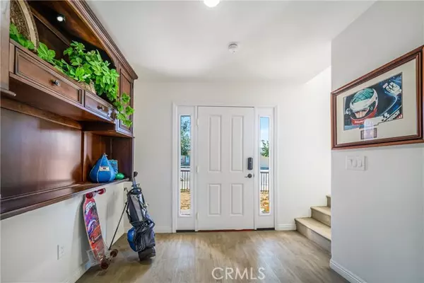 1101 N Maclay AVE 1, San Fernando, CA 91340