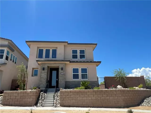 Palm Desert, CA 92211,36318 Warren