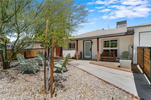 Palmdale, CA 93550,221 E Avenue P1